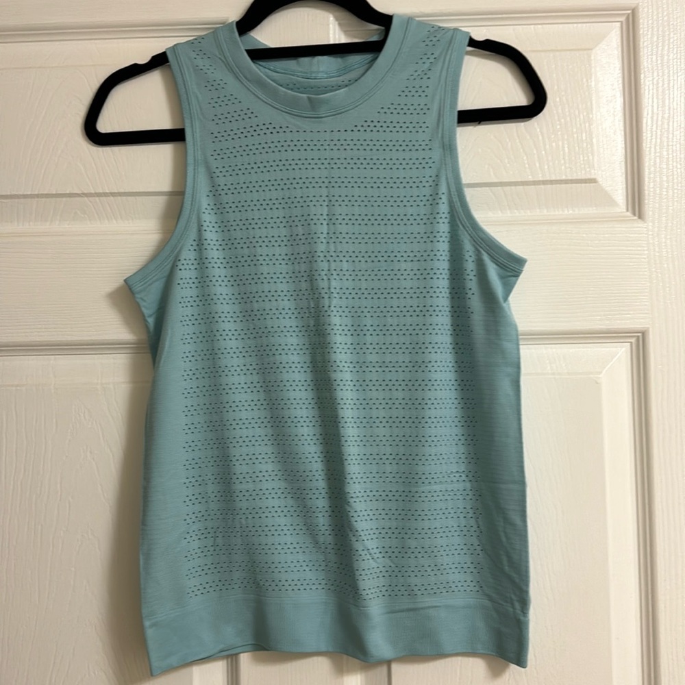 Lululemon Breeze By Tank